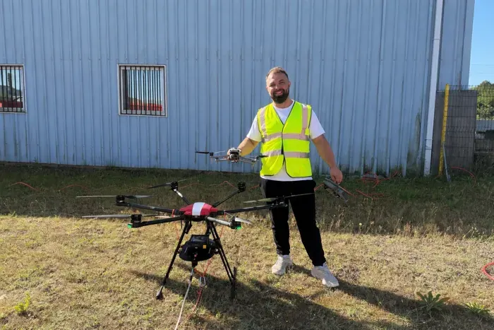 L’artisan et ses drones de traitement